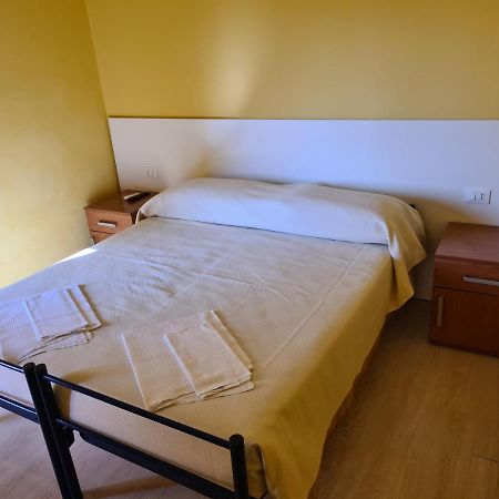 New Napoleonico Hotell Bondeno Exteriör bild